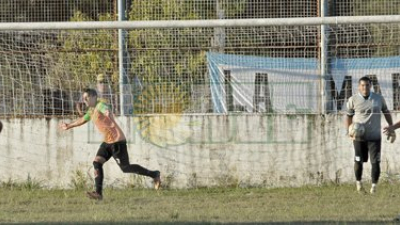 Liga Chaqueña: Fontana sufrió, pero mantiene la punta en soledad