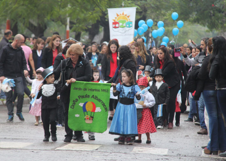 DESFILE3.jpg