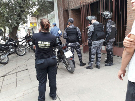 LADRON.jpg