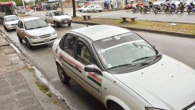 El aumento del remis interprovincial desconcierta a los usuarios