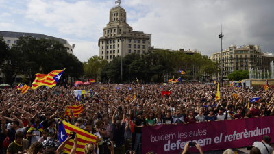 Escrache a la Policía en Barcelona: “¡Fuera las fuerzas de ocupación!”