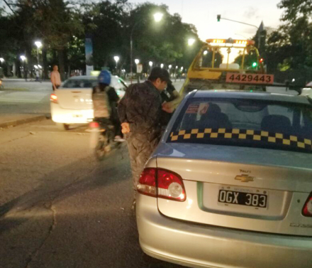 taxi1.jpg