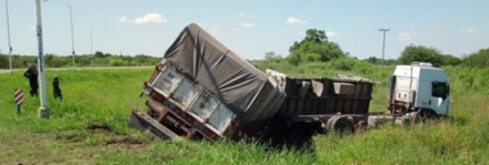54-TUMBO-CAMION-1.jpg