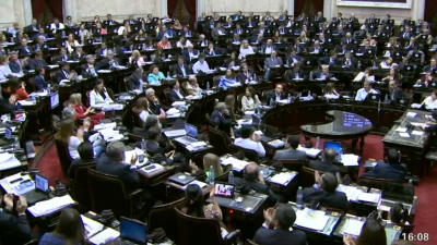 Diputados de la oposición piden que se baje la sesión por los hechos de violencia