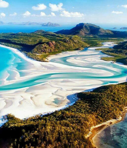 Playa-Whitehaven,-Australia.jpg