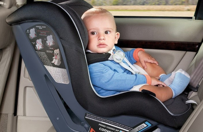 Viaje seguro: cómo cuidar a los más chicos en el auto