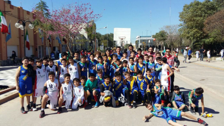 MINI-BASQUET.jpg
