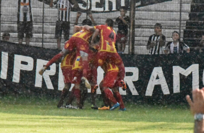For Ever y Sarmiento en un clásico empate por la Copa Argentina 