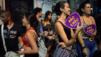 Brasileñas en campaña contra el acoso en Carnaval