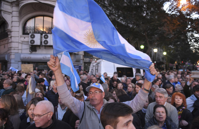 Sindicatos, partidos políticos y organizaciones sociales participan de la jornada nacional de lucha de hoy