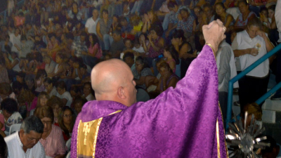Misa por los enfermos en el Jaime Zapata