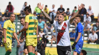 River reaccionó y venció a Defensa y Justicia por 3 a 1 en Florencio Varela