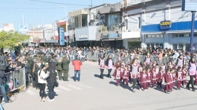 Color en Sáenz Peña para celebrar el 25 de Mayo