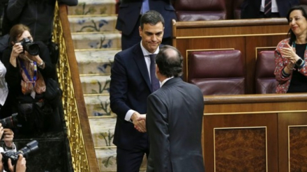 R2.jpg