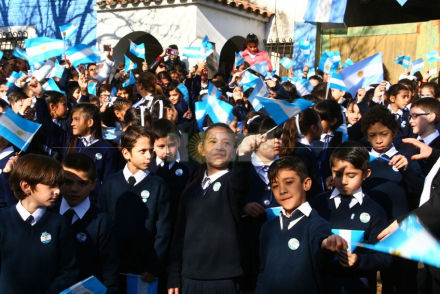 Capitanich bandera 3.jpg
