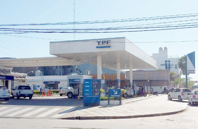 La falta de combustibles comienza a sentirse en el interior chaqueño