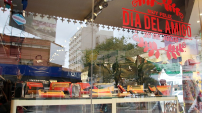 Mucho movimiento pero pocas ventas por el Día del Amigo