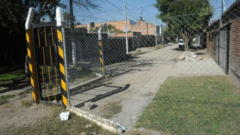 Tucumán: vecinos se cansaron de los robos y alambraron una cuadra