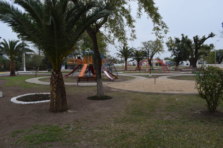 El Área de parquizacion de la Municipalidad trabaja en los niveles de espacios verdes- Plaza San Martin(1).jpg