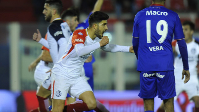 San Lorenzo reaccionó a tiempo y rescató un punto