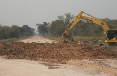 A ritmo sostenido, avanza la reconstrucción de la ruta 32