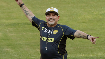 Un chaqueño se encarga de cocinar los platos preferidos de Maradona en Culiacán