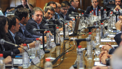 El equipo económico con los detalles finales del presupuesto provincial