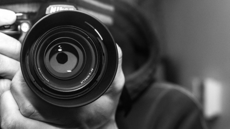 Muestra de fotoperiodismo y homenaje a fotógrafos en el Museo de Medios