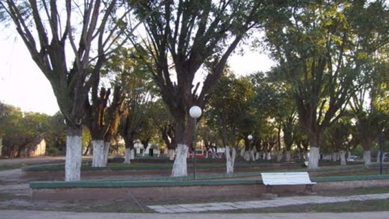 Joven muere de una puñalada en la plaza de Laguna Limpia