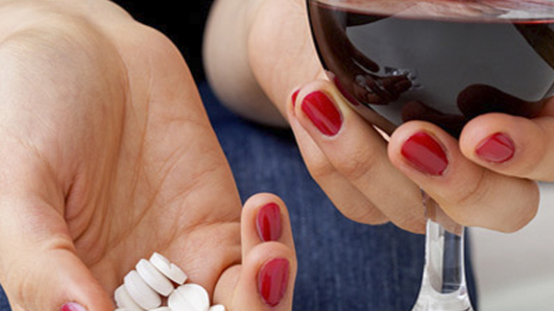 Charla para aprender como abordar y prevenir las adicciones
