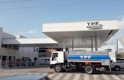 Con el litro de combustible rozando los $ 50, preocupa el impacto en los precios