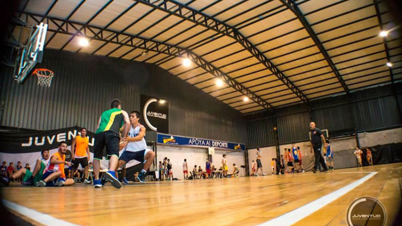 Básquet para jugadores no federados en Juventud