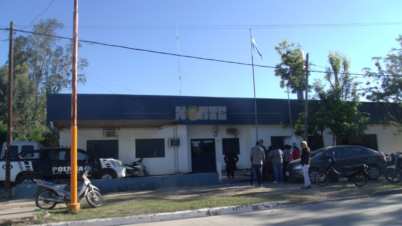 Du Graty: alertan por paraguayos que cortan el cabello a las niñas