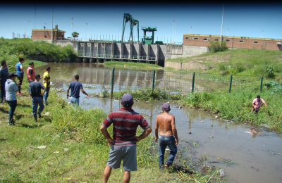 Un menor se ahogó cuando jugaba en el canal de la avenida Soberanía