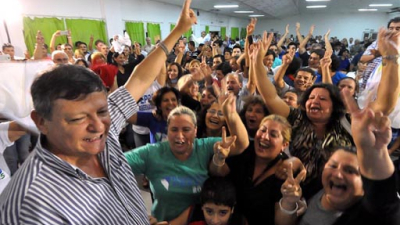 En Villa Ángela se convocan hoy los militantes peronistas en gran acto