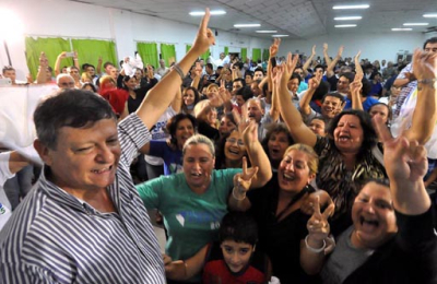 En Villa Ángela se convocan hoy los militantes peronistas en gran acto