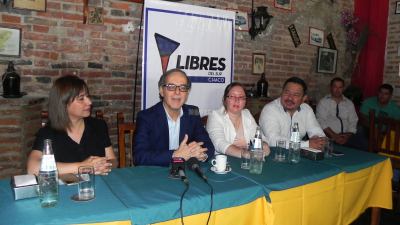 Carlos Martínez anunció su candidatura a gobernador por Libres del Sur