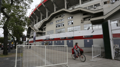 Levantaron la clausura del estadio Monumental y hoy se podrá jugar el Superclásico