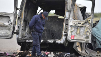 Río Negro: tres personas murieron carbonizadas por un choque frontal en la ruta 22