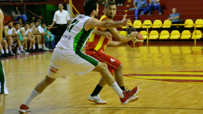 Ajustado triunfo decano