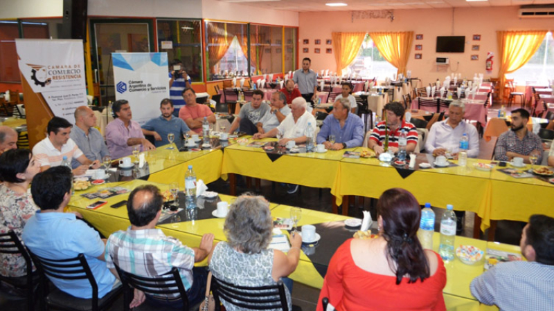 Comerciantes de rutas 11 y 16 pidieron al municipio servicios, iluminación y seguridad
