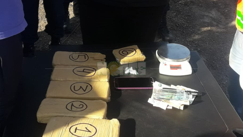 Narco Papá Noel: llevaba una bolsa con 3 kilos de marihuana para repartir en Navidad