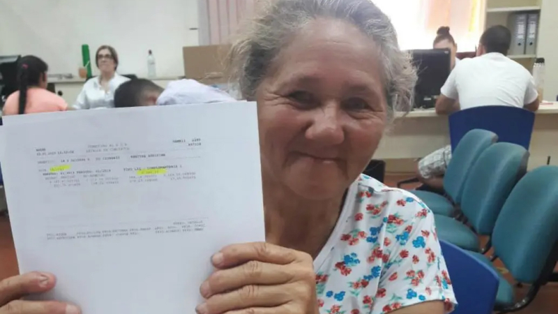 No tenía plata y empleados de Anses la ayudaron para que pudiera jubilarse