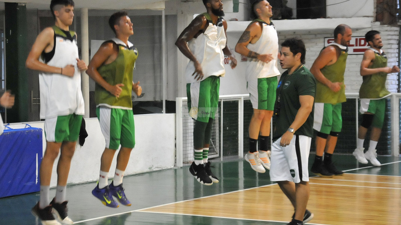 "El plantel llega entero"