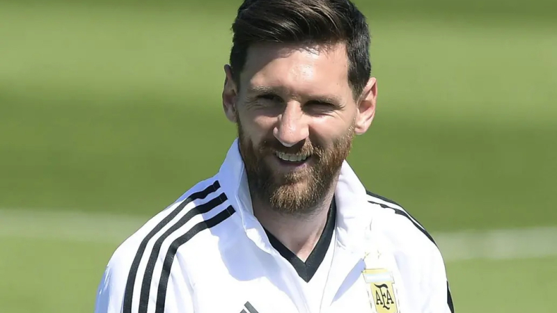 Messi vuelve a la selección y le pone fin a su impasse más largo