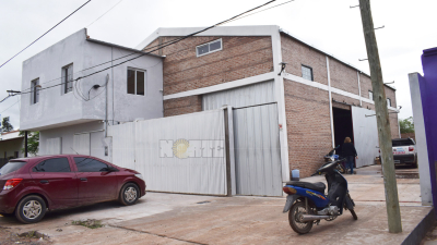 A punta de pistola y delante de su familia le robaron 90 mil pesos