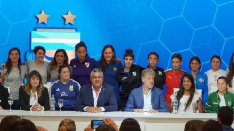 AFA anunció la profesionalización del fútbol femenino