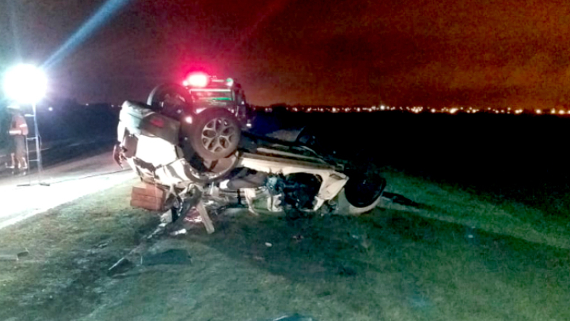 Tragedia en la autopista Rosario-Córdoba: 5 personas murieron cuando un camión perdió su acoplado