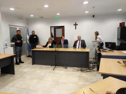 Tribunal.jpeg