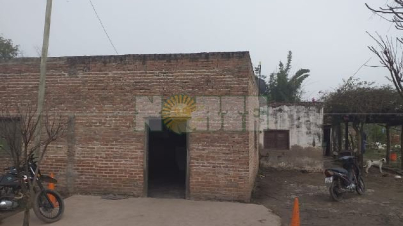 Mujer lucha por su vida al ser atacada a balazos por su pareja